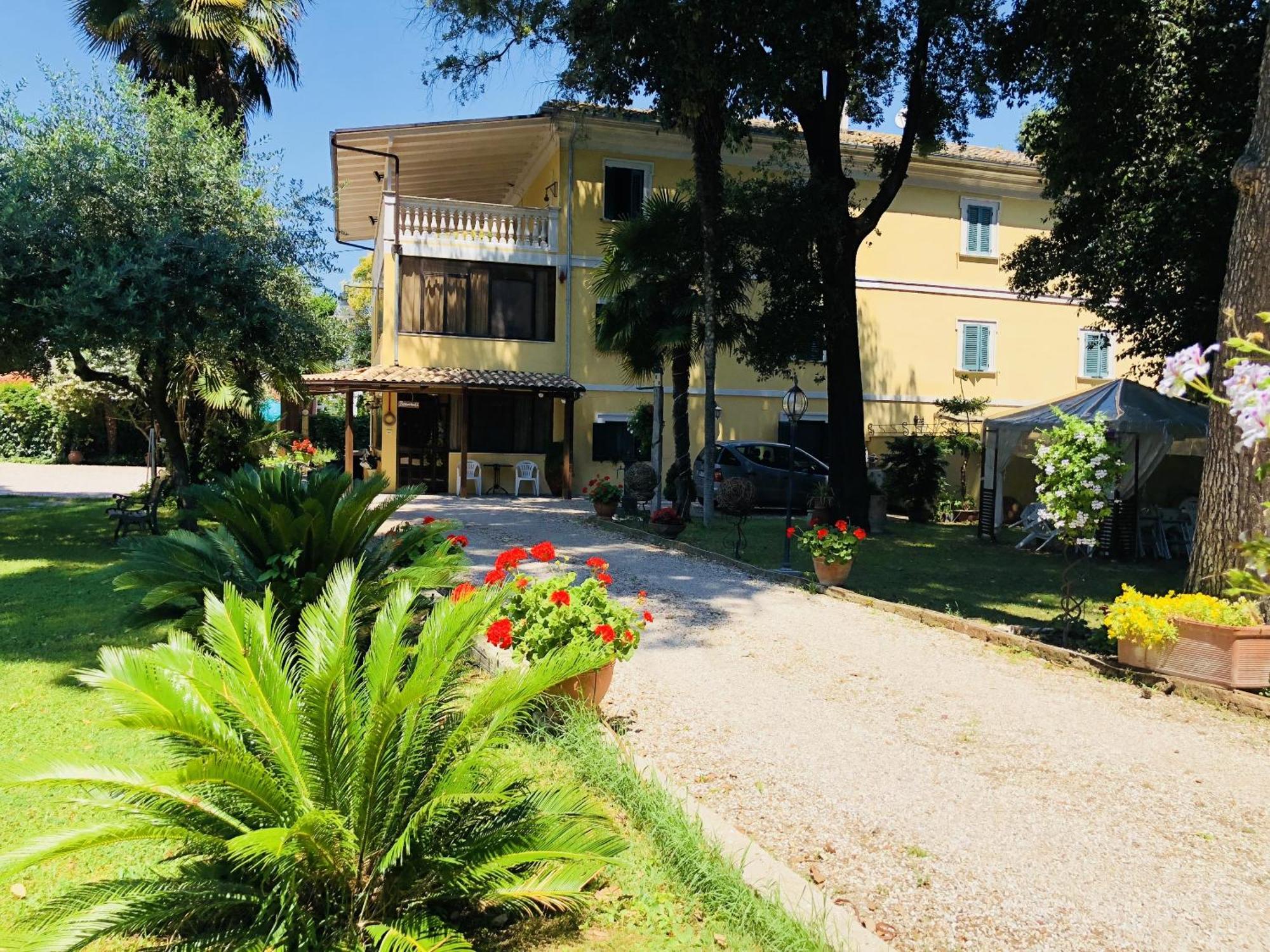 Villa Berghella Montesilvano Marina Dış mekan fotoğraf